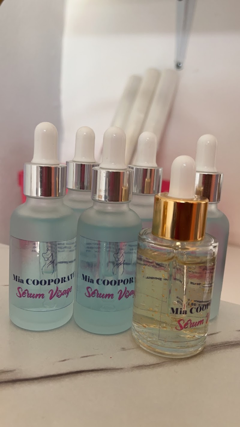 Mia COORPORATE
